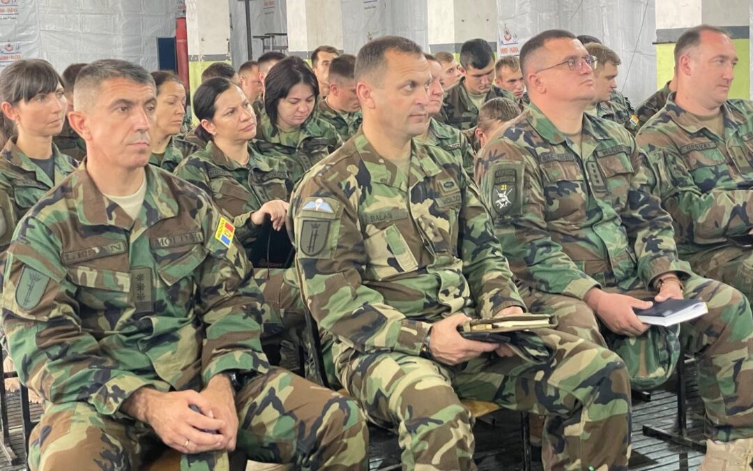 Ședințe de informare pentru militari: integritate, egalitate de gen și drepturile omului